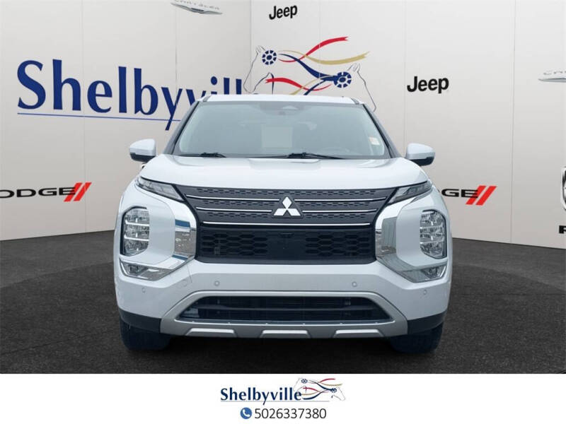 2024 Mitsubishi Outlander SE