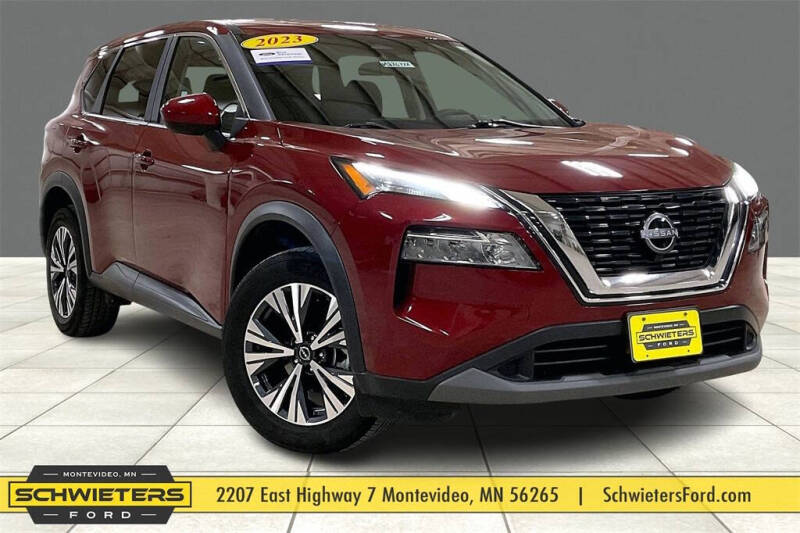 2023 Nissan Rogue SV's photo