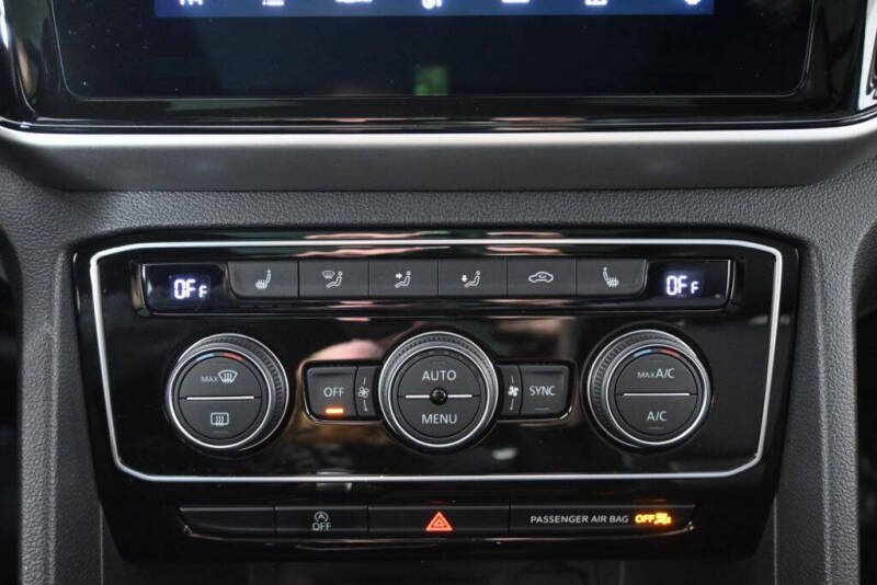 2023 Volkswagen Atlas Cross Sport V6 SEL R-Line Black 4Motion