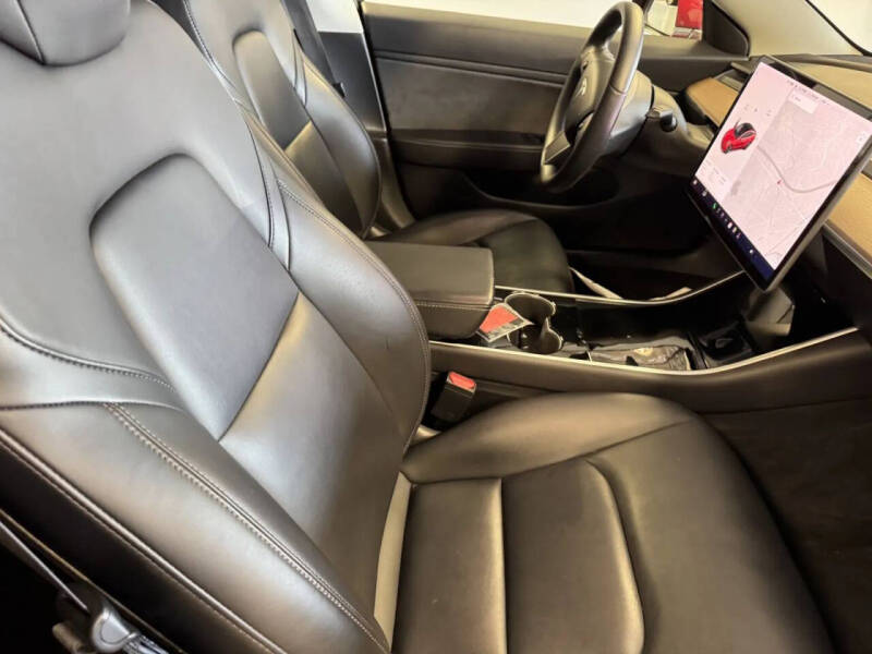 2020 Tesla Model 3 Performance