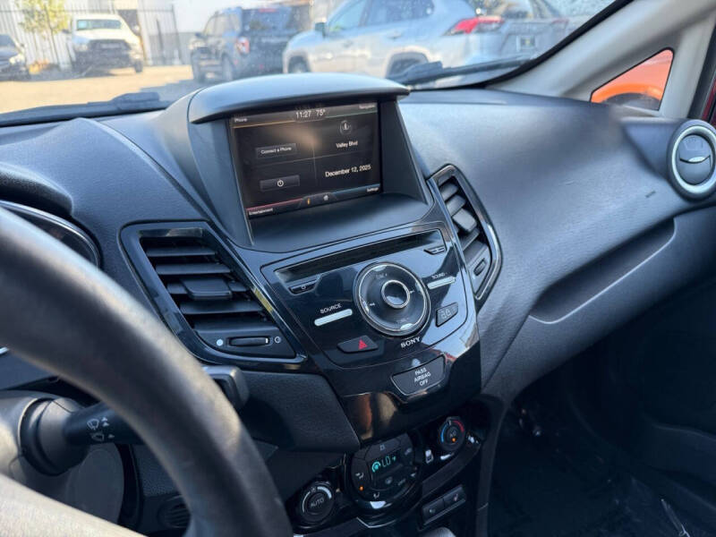 2014 Ford Fiesta Titanium