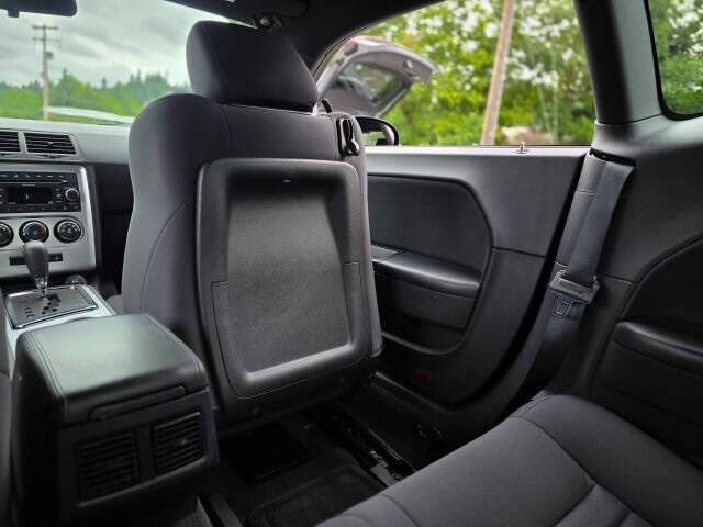 2010 Dodge Challenger SE