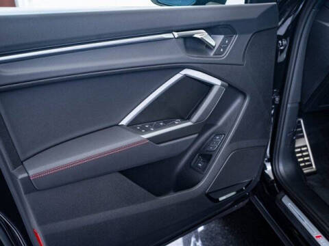 2025 Audi Q3 quattro S line Prem Plus 45 TFSI