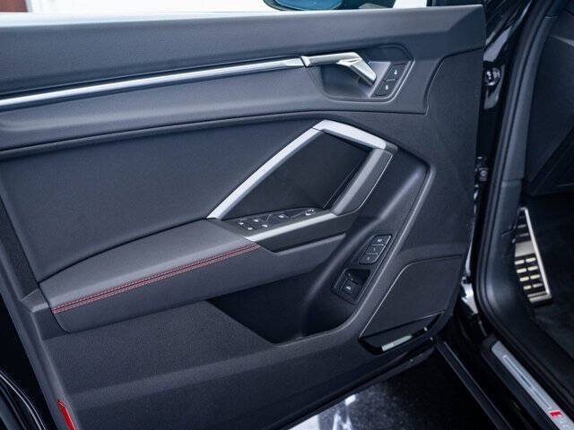 2025 Audi Q3 quattro S line Prem Plus 45 TFSI