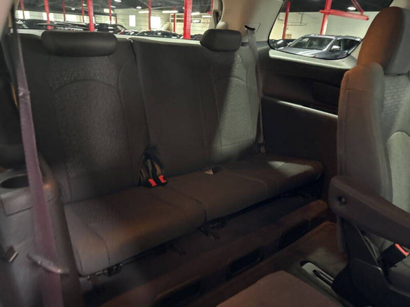 2011 GMC Acadia SLE