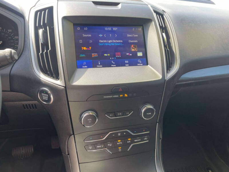 2020 Ford Edge SE