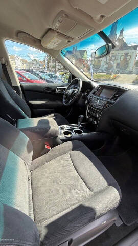 2015 Nissan Pathfinder SV