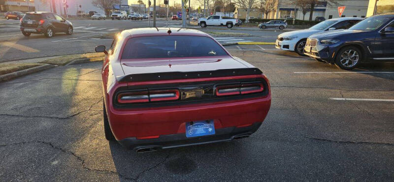 2016 Dodge Challenger R/T Scat Pack