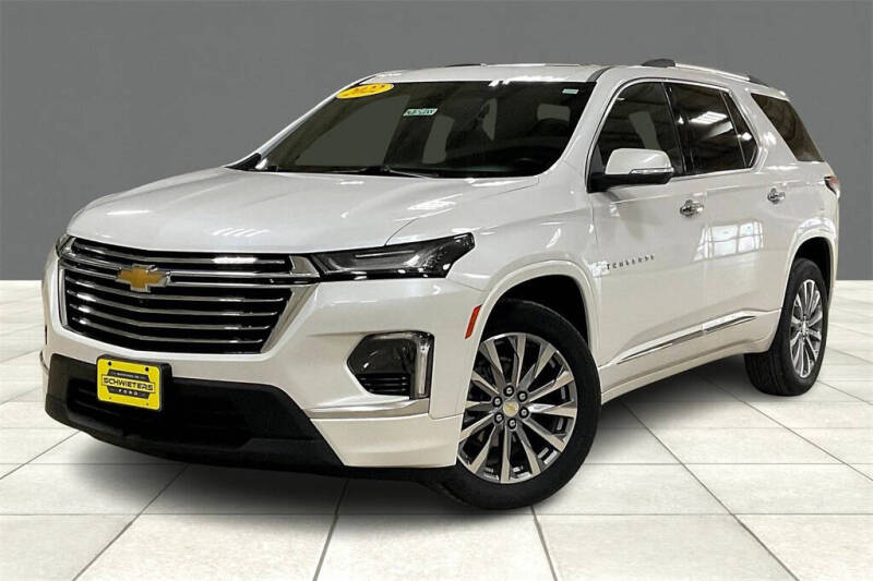 Used 2022 Chevrolet Traverse Premier with VIN 1GNEVKKW6NJ146156 for sale in Montevideo, Minnesota