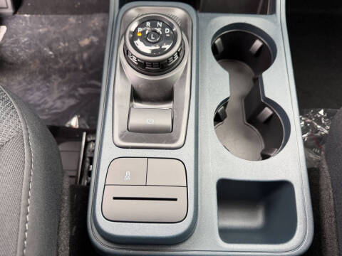 2025 Ford Maverick XL