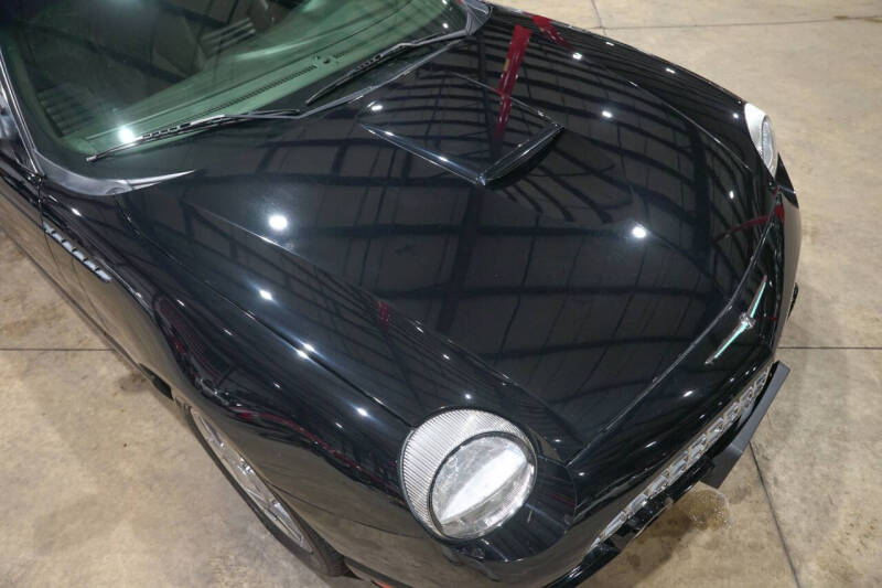 2002 Ford Thunderbird Deluxe