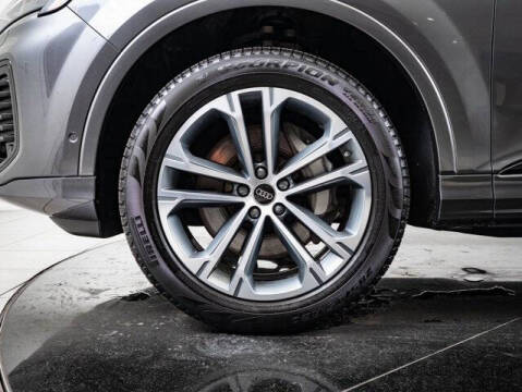 2025 Audi Q7 quattro Premium Plus 45 TFSI