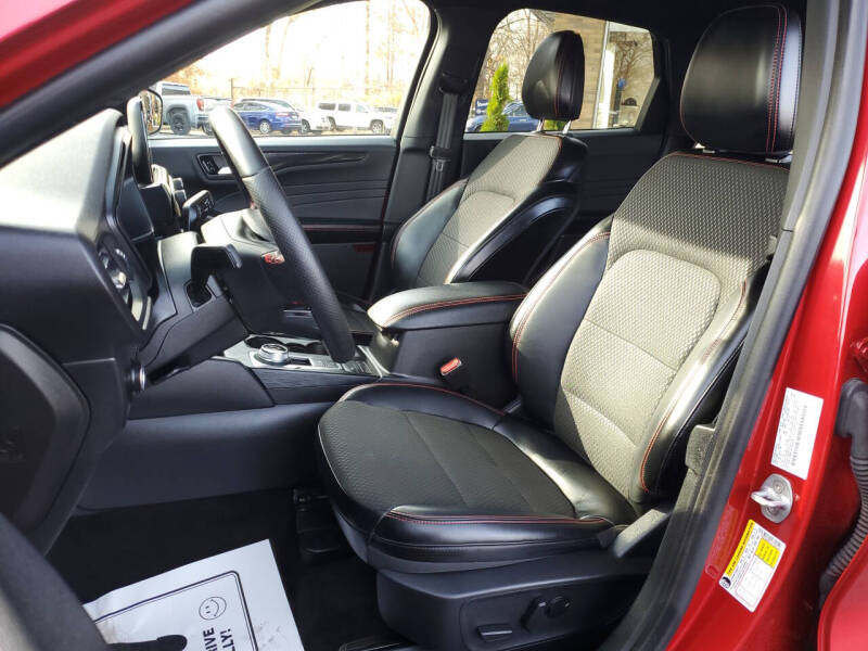 2025 Ford Escape ST-Line