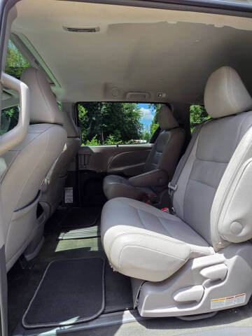 2017 Toyota Sienna