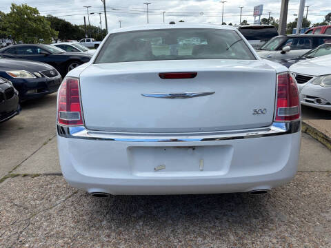 2014 Chrysler 300