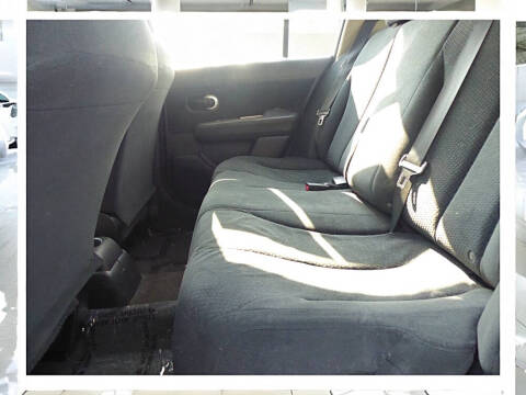 2011 Nissan Versa 1.8 S