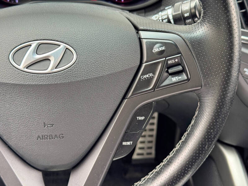 2016 Hyundai Veloster