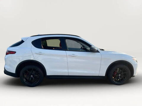 2020 Alfa Romeo Stelvio Sport