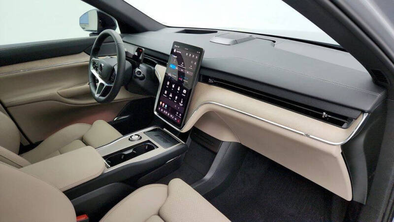 2025 Volvo EX90 Twin Performance Ultra 7P