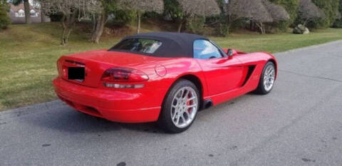 2004 Dodge Viper SRT-10