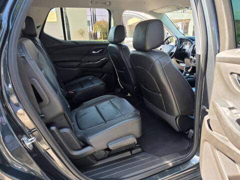 2021 Chevrolet Traverse RS