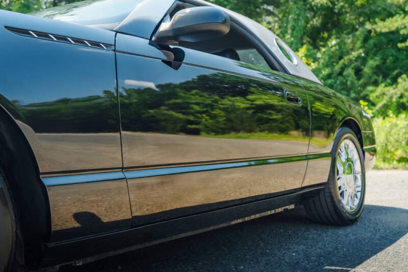 2002 Ford Thunderbird Neiman Marcus Edition