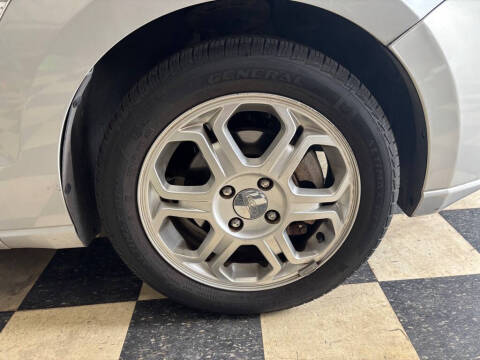 2008 Ford Focus SES