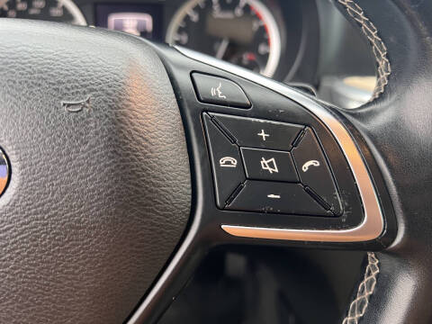 2018 Infiniti QX30 Premium