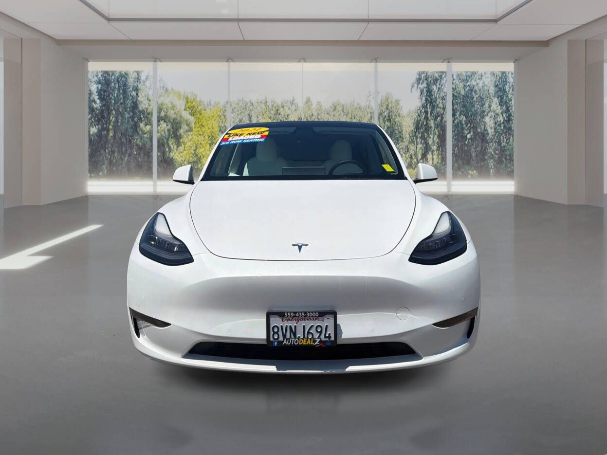 White 2021 Tesla Model Y Long Range AWD Long Range 4dr Crossover 2