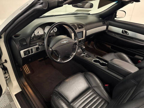 2003 Ford Thunderbird