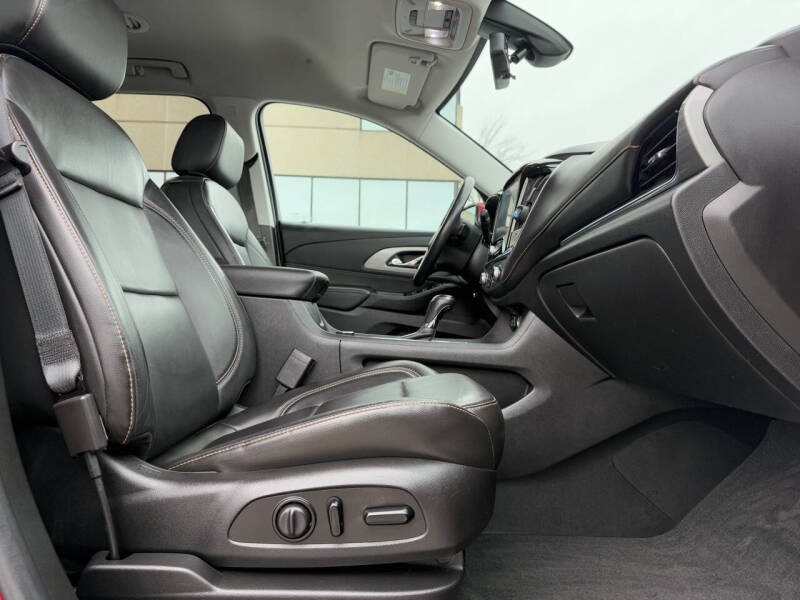 2020 Chevrolet Traverse LT Leather