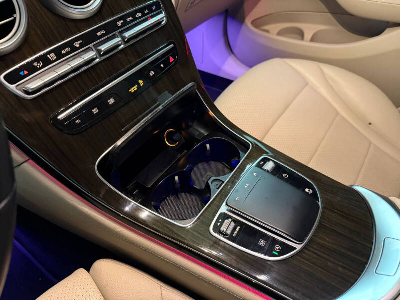 2020 Mercedes-Benz GLC GLC 300