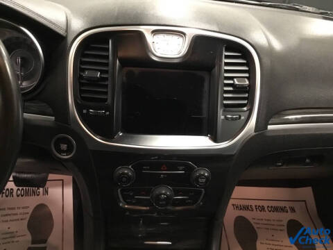 2018 Chrysler 300 Touring