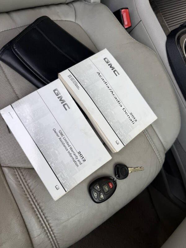2012 GMC Acadia Denali