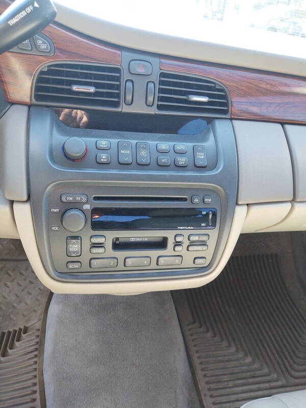 2002 Cadillac DeVille