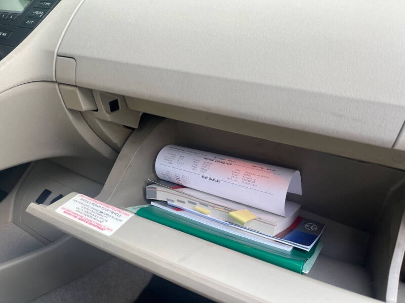 2011 Toyota Prius Two