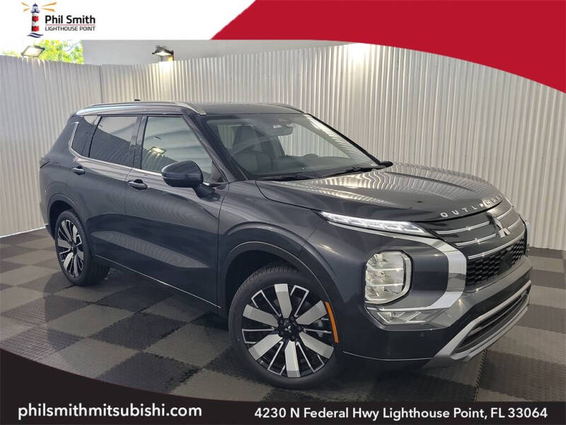 2025 Mitsubishi Outlander SEL's photo