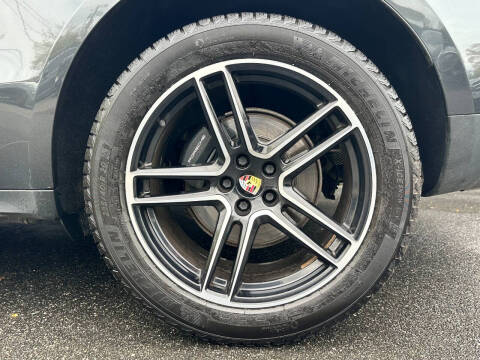 2020 Porsche Macan