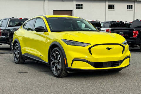 2025 Ford Mustang Mach-E Select