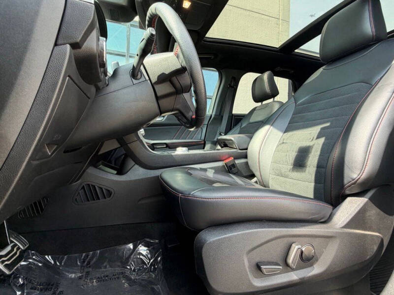 2024 Ford Edge ST-Line