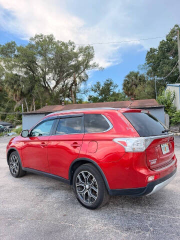 2015 Mitsubishi Outlander SE