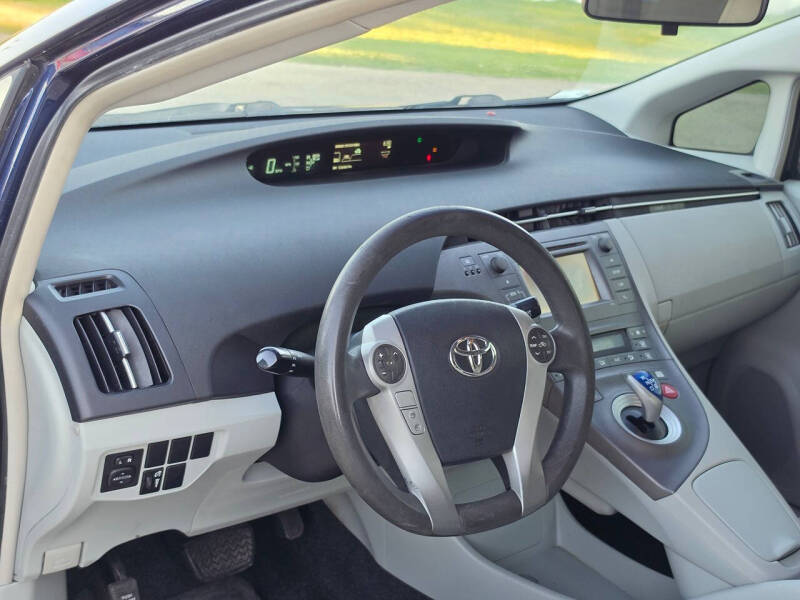 2012 Toyota Prius Two
