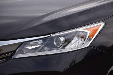 2017 Honda Accord EX-L V6 w/Navi w/Honda Sensing