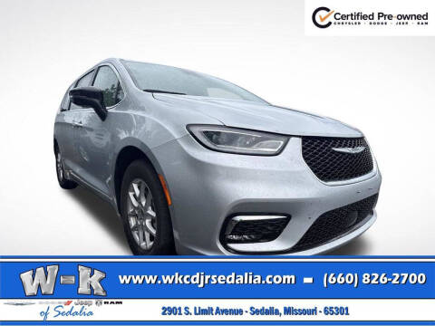 2024 Chrysler Pacifica Touring L
