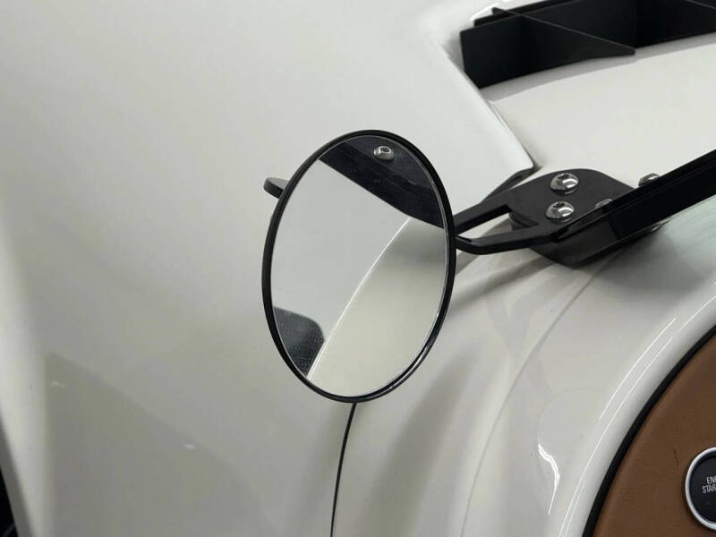 2022 Vanderhall Venice GT