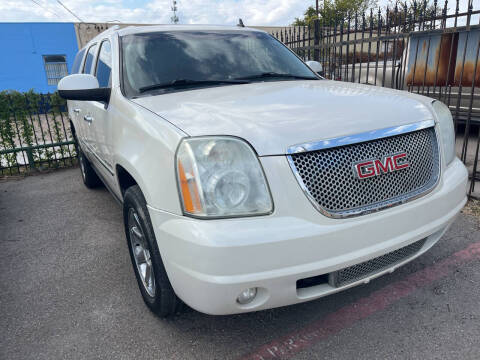 2012 GMC Yukon XL for sale at Auto Access in Irving TX