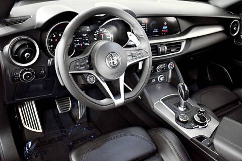 2019 Alfa Romeo Stelvio Ti Sport