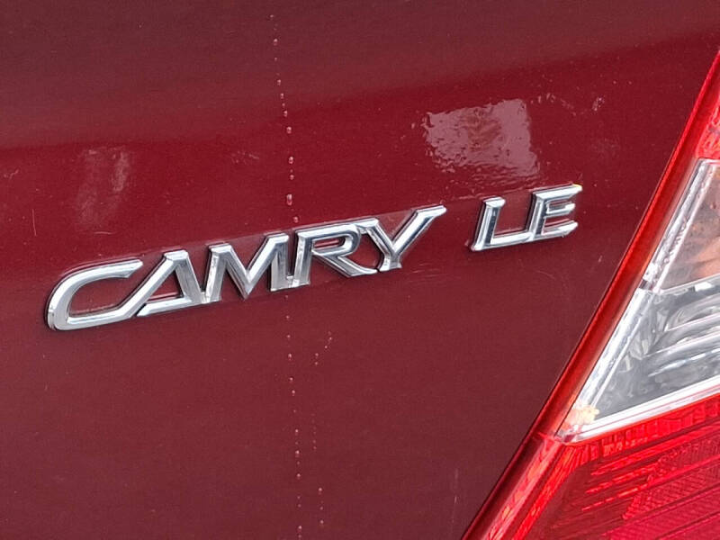 2004 Toyota Camry LE