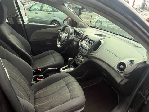 2013 Chevrolet Sonic LT Auto