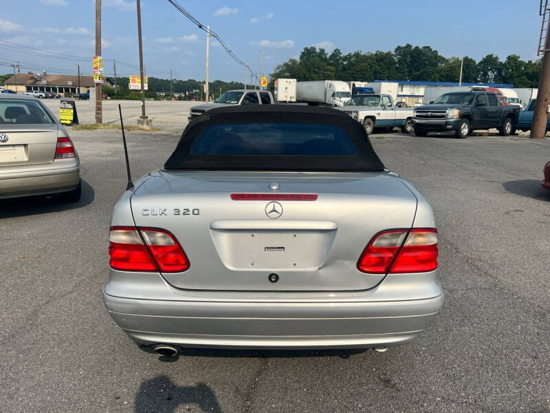 2001 Mercedes-Benz CLK CLK 320